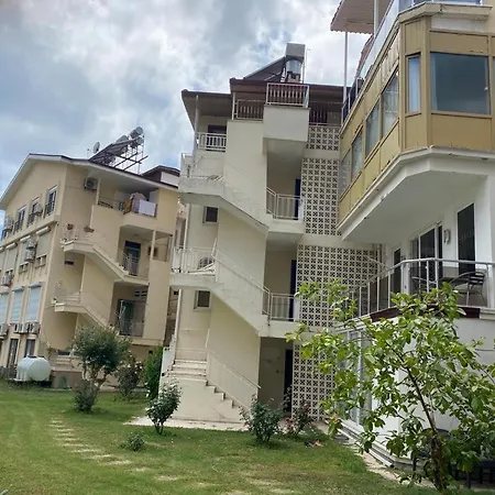 Ferienhaus Lale *