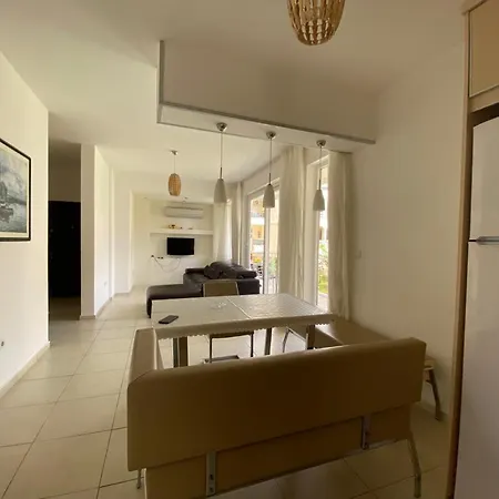 Ferienhaus Lale Side